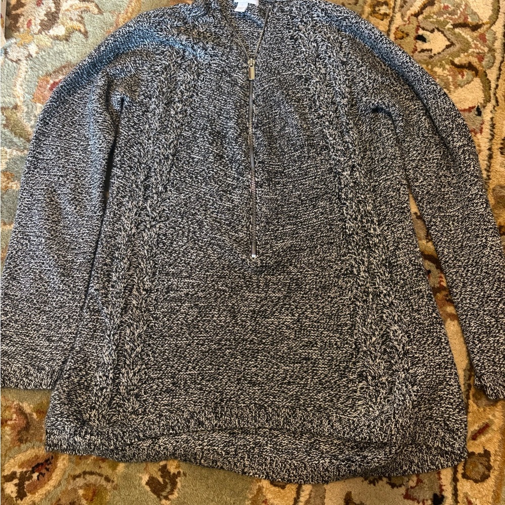 New York & Company Women's Black Zip-Up Sweater